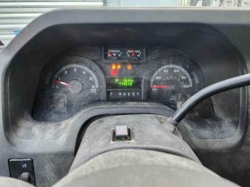 Used 2011 Ford E-250 and Econoline 250 image 6