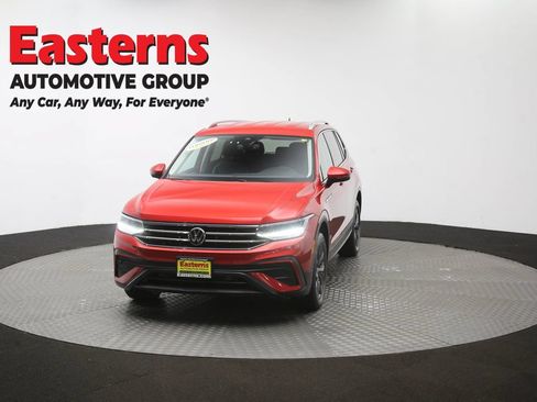 Used 2023 Volkswagen Tiguan SE AWD/4WD image 51