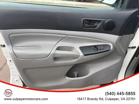 Used 2014 Toyota Tacoma PreRunner w/ Convenience Package image 8