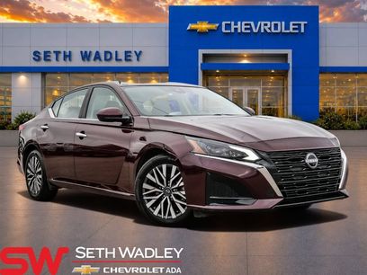 Used 2023 Nissan Altima 2.5 SV