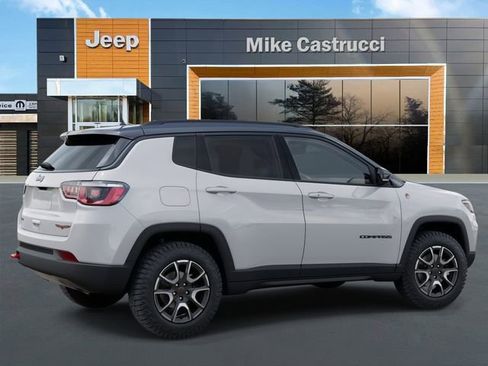 New 2026 Jeep Compass Trailhawk image 5