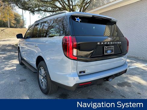 New 2026 Ford Expedition Active RWD image 2