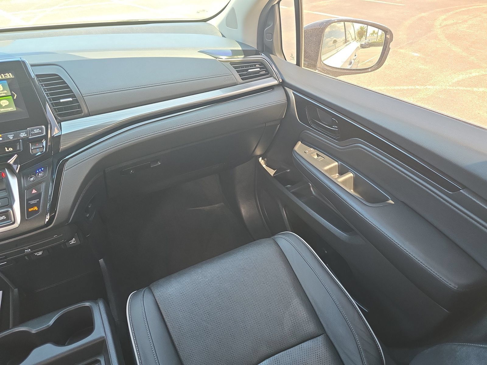 Used 2024 Honda Odyssey Elite image 12