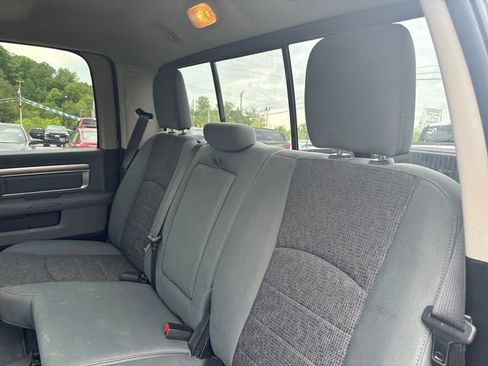 Used 2018 RAM 1500 Big Horn AWD/4WD image 11