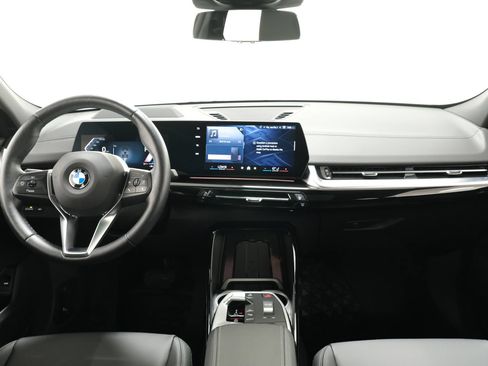 Used 2025 BMW X2 xDrive28i w/ Premium Package AWD/4WD image 8