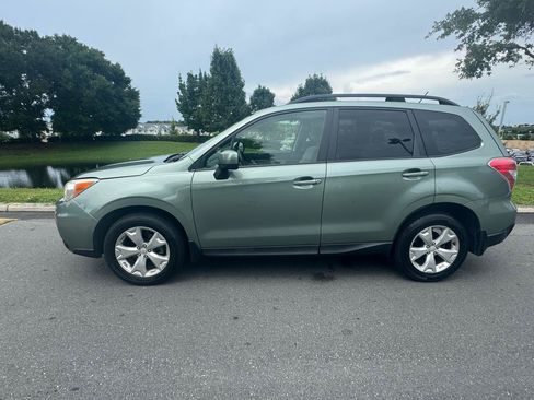 Used 2014 Subaru Forester 2.5i Premium w/ Protection Package #1 AWD/4WD image 8