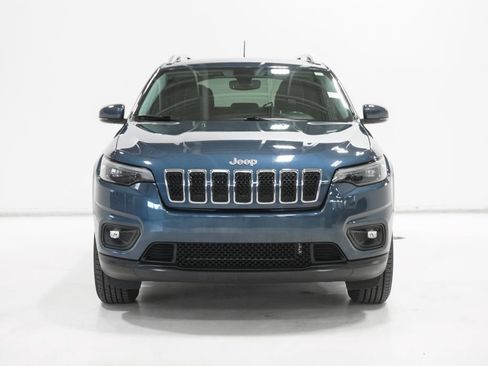 Used 2020 Jeep Cherokee Latitude Plus w/ Cold Weather Group image 3