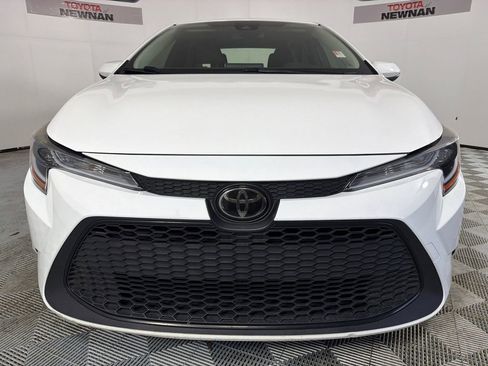 Used 2020 Toyota Corolla LE image 8