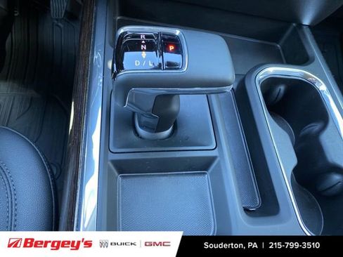 Used 2025 GMC Sierra 1500 Elevation w/ Elevation Premium Package AWD/4WD image 19