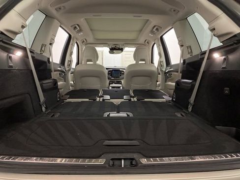 Used 2018 Volvo XC90 T6 Momentum w/ Convenience Package AWD/4WD image 74