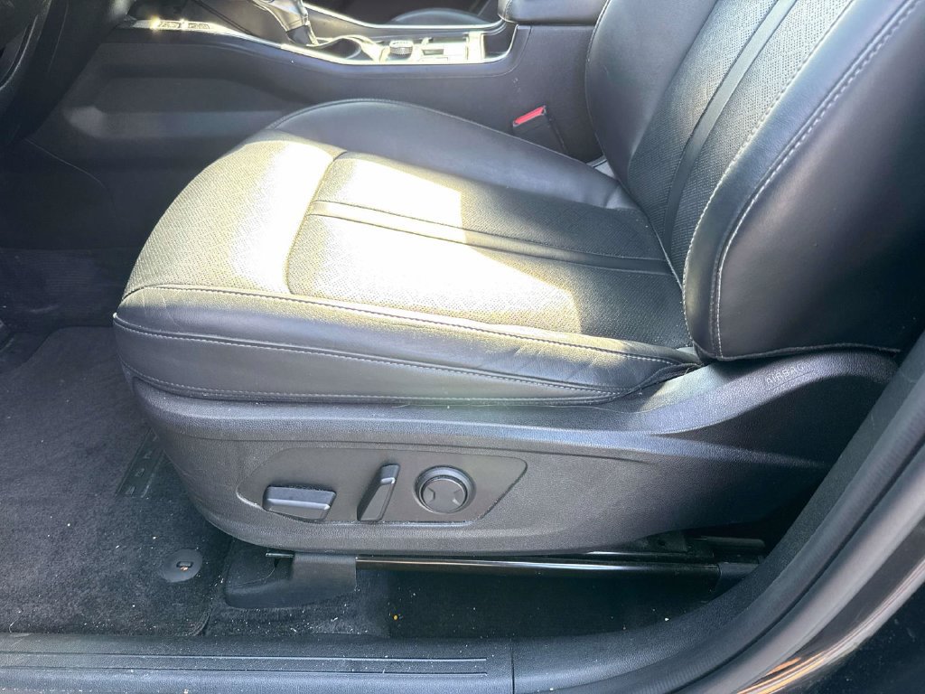 Used 2021 Kia Sorento EX FWD image 21