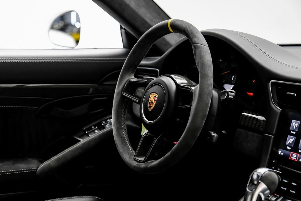 Used 2018 Porsche 911 GT2 RS RWD image 16