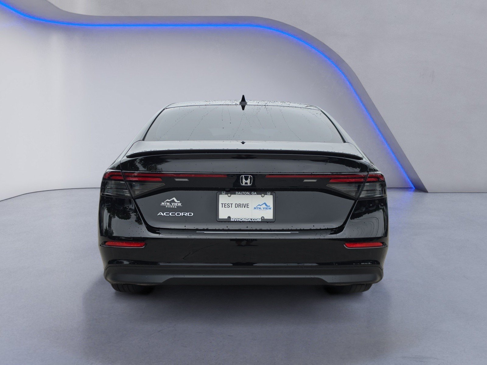 Used 2024 Honda Accord EX image 4