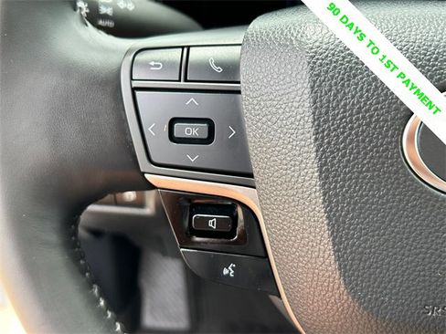 Used 2025 Toyota Camry LE image 31