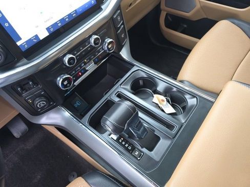 Certified 2021 Ford F150 Lariat w/ Equipment Group 502A High image 20