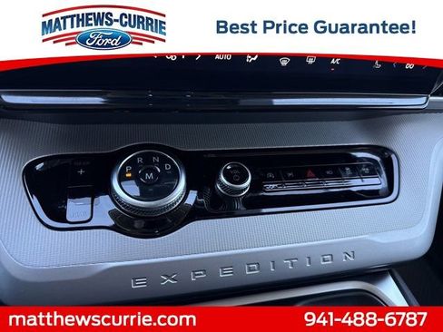 New 2026 Ford Expedition Active image 21