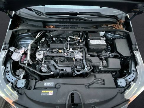 Used 2024 Toyota Corolla LE FWD image 31