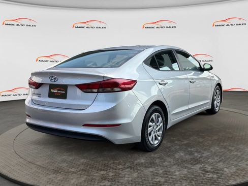 Used 2018 Hyundai Elantra SE FWD image 10