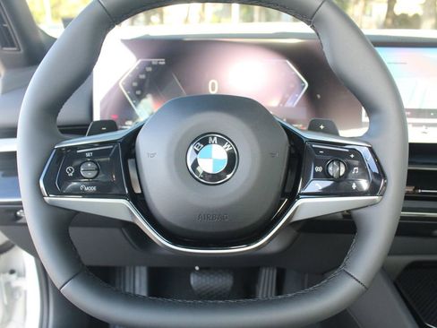 New 2026 BMW 530i xDrive w/ Premium Package AWD/4WD image 15