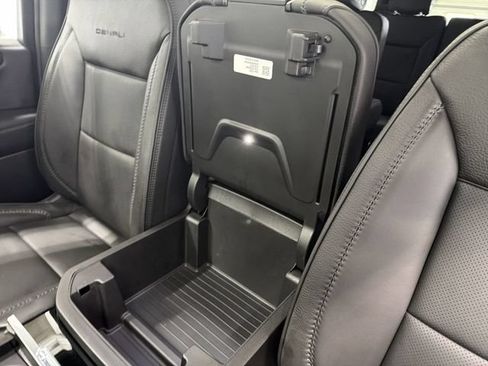 New 2026 GMC Yukon XL Denali AWD/4WD image 29