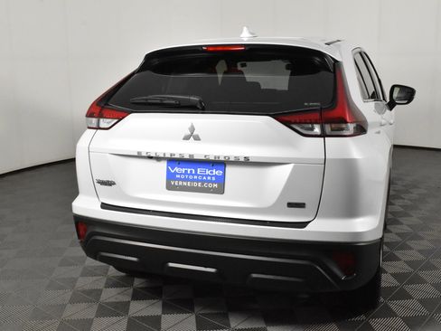 Used 2024 Mitsubishi Eclipse Cross LE image 7