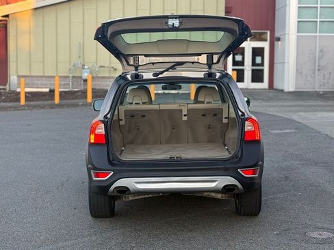 Used 2011 Volvo XC70 T6 AWD/4WD image 5