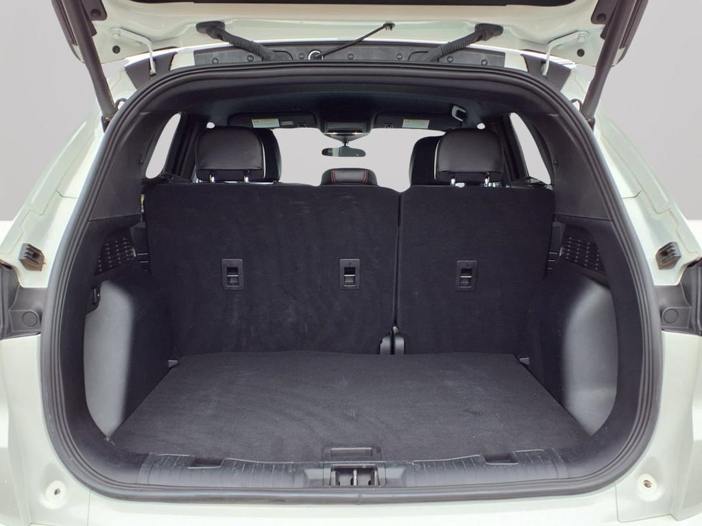 Used 2024 Ford Escape ST-Line w/ Tech Pack #1 AWD/4WD image 10
