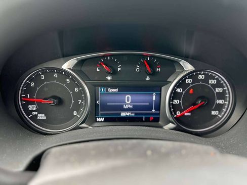 Used 2023 GMC Terrain SLE w/ Driver Convenience Package image 12