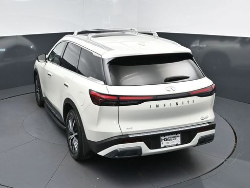 Used 2023 INFINITI QX60 Sensory w/ Vision Package AWD/4WD image 31