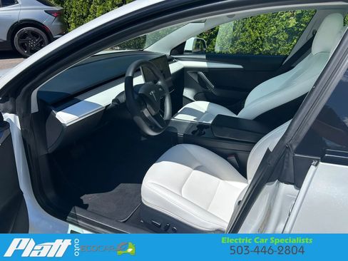 Used 2023 Tesla Model 3 Long Range AWD/4WD image 17