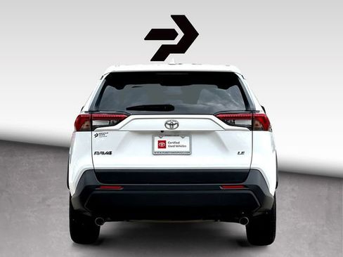 Used 2024 Toyota RAV4 LE FWD image 7
