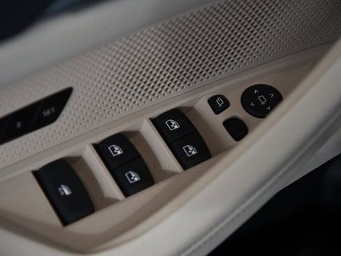 Certified 2023 BMW 440i xDrive Convertible w/ Premium Package image 15