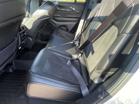 Used 2023 Jeep Grand Cherokee Altitude image 29