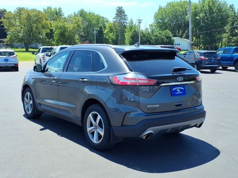 Used 2019 Ford Edge SEL w/ Equipment Group 201A AWD/4WD image 3