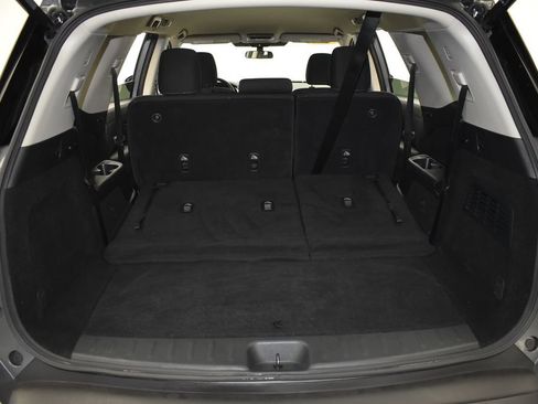 Certified 2025 Nissan Pathfinder SV FWD image 37