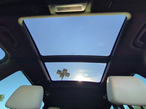 Used 2017 BMW X3 xDrive28i image 33