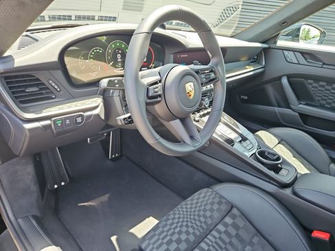 Used 2026 Porsche 911 GTS RWD image 4