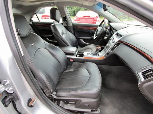 Used 2012 Cadillac CTS Luxury image 16