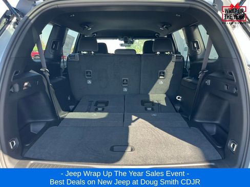 New 2025 Jeep Grand Cherokee L Laredo w/ Trailer Tow Package image 28