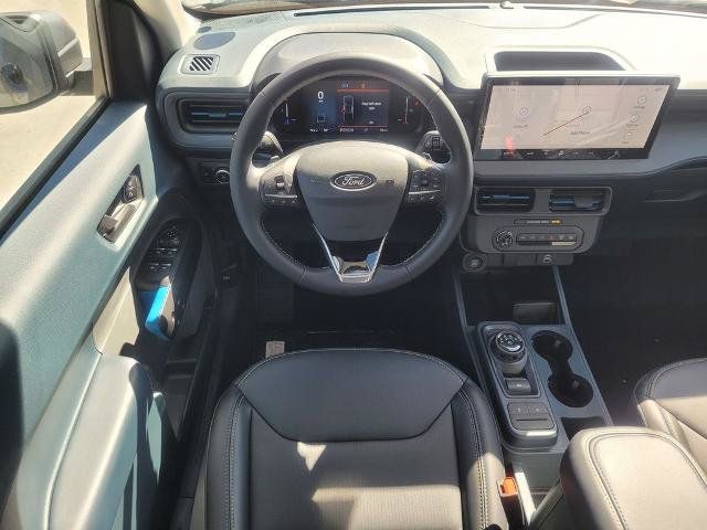 Used 2025 Ford Maverick Lobo AWD/4WD image 32