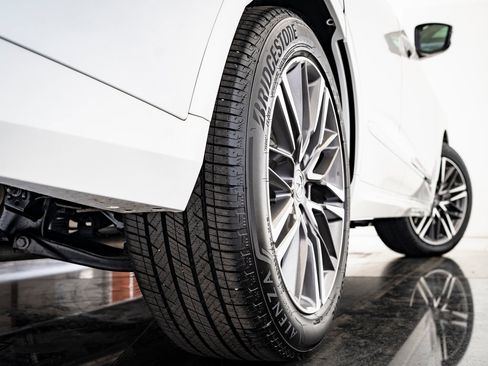 Certified 2025 Acura MDX SH-AWD w/ Advance Package image 40