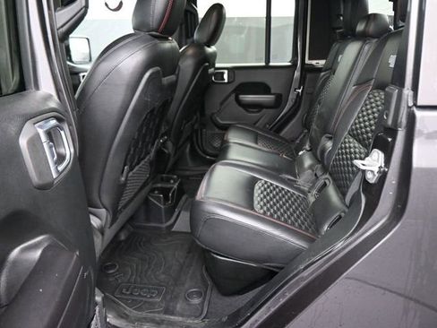 Used 2021 Jeep Gladiator Rubicon image 15