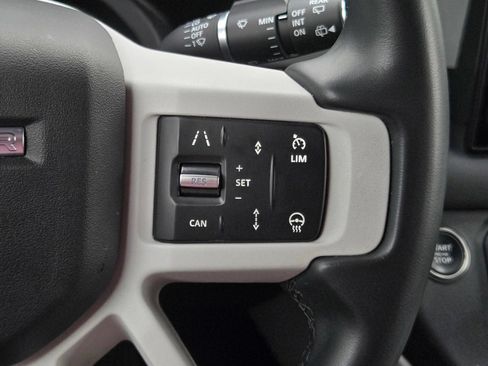 Used 2025 Land Rover Defender 110 S AWD/4WD image 22