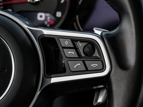 Used 2021 Porsche Cayenne image 17