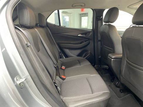 Used 2025 Buick Encore GX Preferred image 18
