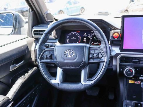 Certified 2024 Toyota Tacoma TRD Off-Road w/ TRD Off Road Upgrade Package AWD/4WD image 18