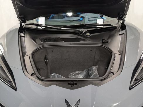 Used 2024 Chevrolet Corvette Stingray Premium Conv w/ Z51 Performance Package RWD image 12