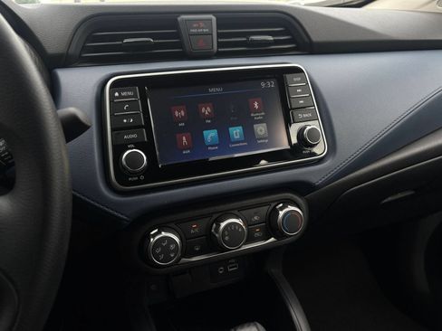 Used 2025 Nissan Versa SV FWD image 20