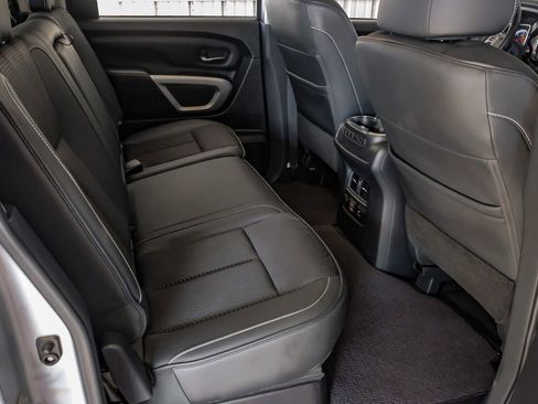 Used 2019 Nissan Titan PRO-4X image 33