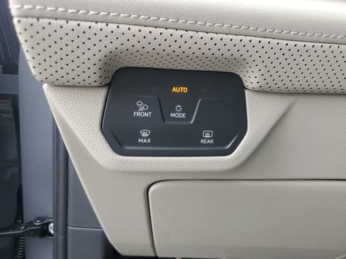 New 2026 Volkswagen Atlas SEL Premium R-Line image 30